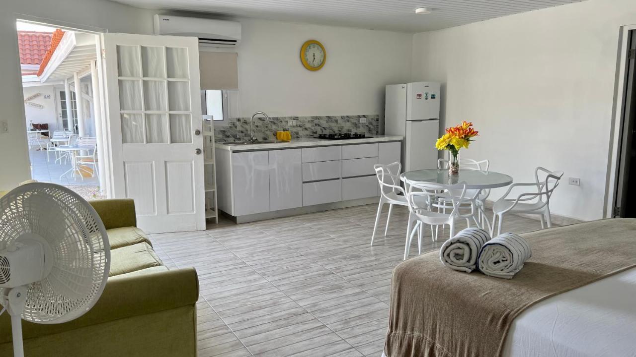 Tu Casita En Aruba Villa Palm Beach Buitenkant foto